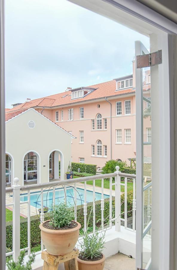 Charming Coastal Townhouse At The Majestic Villa Kalk Bay Bagian luar foto