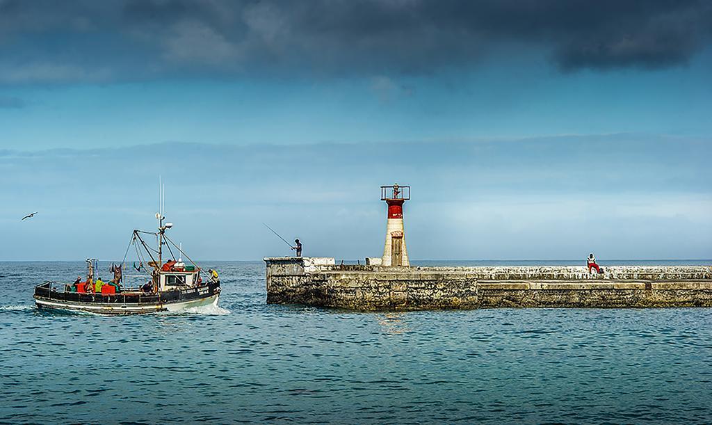 Charming Coastal Townhouse At The Majestic Villa Kalk Bay Bagian luar foto