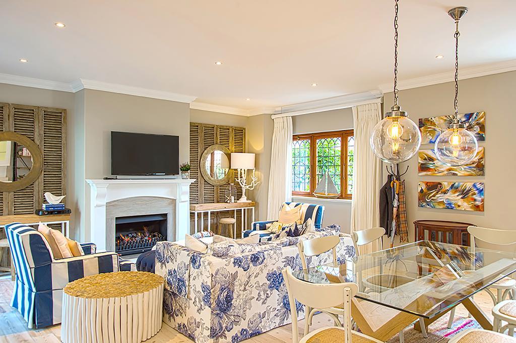 Charming Coastal Townhouse At The Majestic Villa Kalk Bay Bagian luar foto